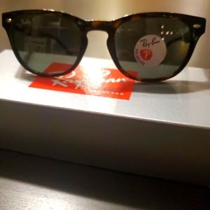 Ray Ban Polarized sunglasses